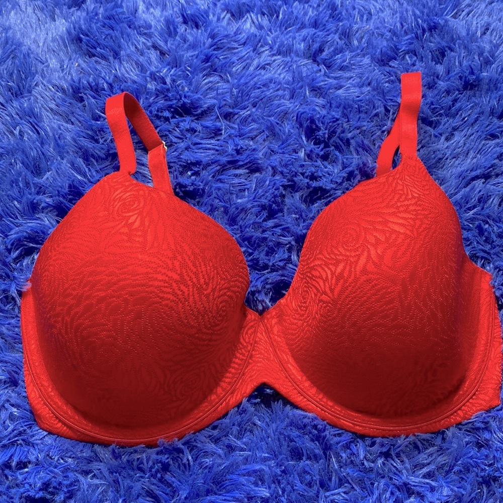 Ambrielle Red Lace Bra Size 36DD Excellent Used Condition